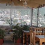 Albergue Ates *