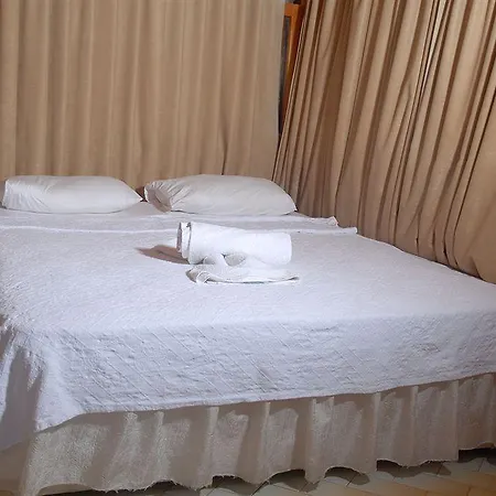 Hostel Ates Κας