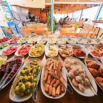 阿泰膳食公寓 *